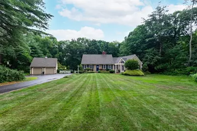 188 South St, Berlin, MA 01503 - Photo 3