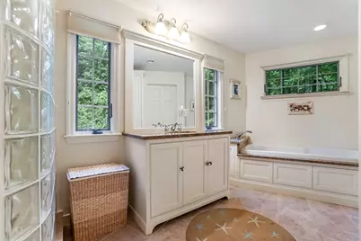188 South St, Berlin, MA 01503 - Photo 17
