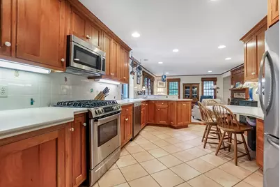 188 South St, Berlin, MA 01503 - Photo 9