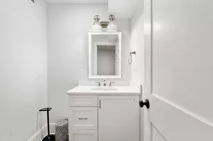 12 S Lincoln St, Natick, MA 01760 - Photo 23