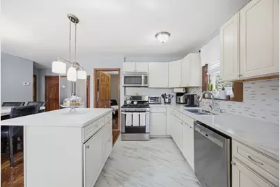 636 Dighton Ave, Taunton, MA 02780 - Photo 5