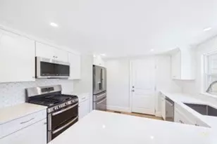 13 Hammond St, Mattapoisett, MA 02739 - Photo 11