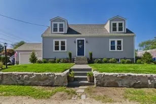 13 Hammond St, Mattapoisett, MA 02739 - Photo 1