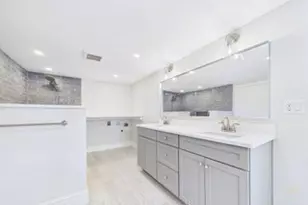 13 Hammond St, Mattapoisett, MA 02739 - Photo 9