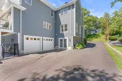 18 Crystal Hill Ter, Westwood, MA 02090 - Photo 3