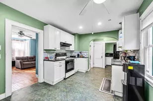 307 Fountain St, Springfield, MA 01108 - Photo 5