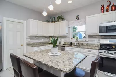 43 Warren St, Revere, MA 02151 - Photo 15