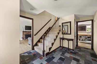 9 Fort Apache Dr, Franklin, MA 02038 - Photo 5