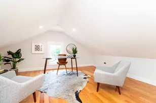 22 Bellevue St, Boston, MA 02132 - Photo 35