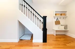 22 Bellevue St, Boston, MA 02132 - Photo 13