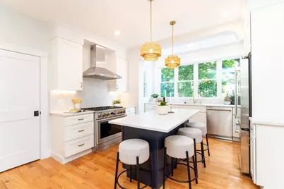 22 Bellevue St #1, Boston, MA 02132 - Photo 5