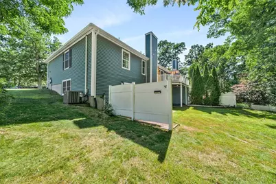 822 Methuen St #822, Dracut, MA 01826 - Photo 21