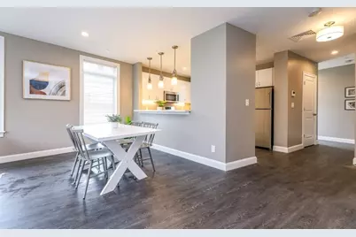 4945 Washington #412, Boston, MA 02132 - Photo 5