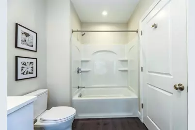 4945 Washington #412, Boston, MA 02132 - Photo 11
