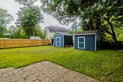 70 Yeoman Avenue, Westfield, MA 01085 - Photo 5