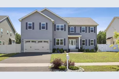 51 Elaine Cir, Springfield, MA 01109 - Photo 1