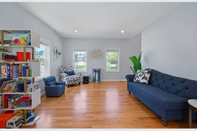 51 Elaine Cir, Springfield, MA 01109 - Photo 25