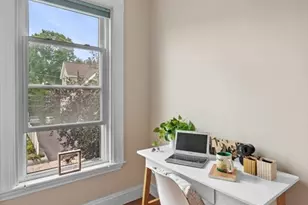 128 Selwyn St, Boston, MA 02131 - Photo 7
