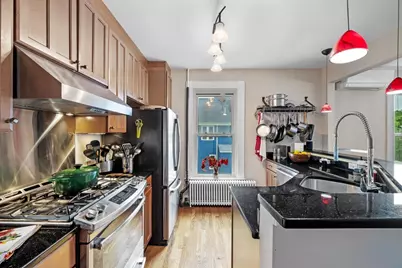 128 Selwyn St #2, Boston, MA 02131 - Photo 3