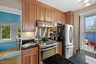 128 Selwyn St, Boston, MA 02131 - Photo 17