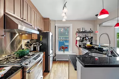 128 Selwyn St #2, Boston, MA 02131 - Photo 15