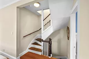 128 Selwyn St, Boston, MA 02131 - Photo 23