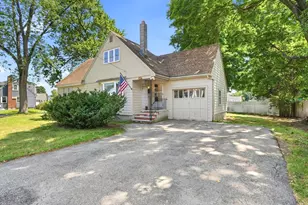 52 Wyman St, Woburn, MA 01801 - Photo 1
