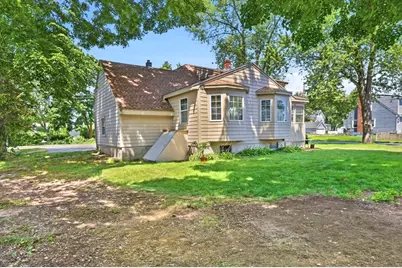 52 Wyman St, Woburn, MA 01801 - Photo 37