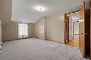 52 Wyman St, Woburn, MA 01801 - Photo 33
