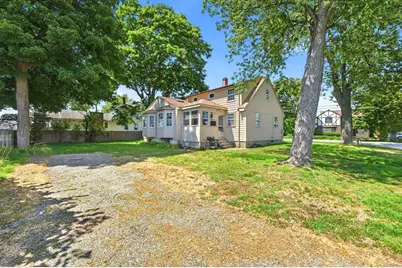 52 Wyman St, Woburn, MA 01801 - Photo 35