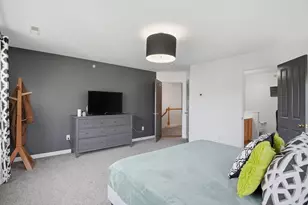 17 Tulip Cir, Grafton, MA 01560 - Photo 17