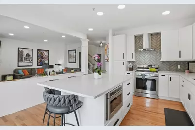 17 Tulip Circle #17, Grafton, MA 01560 - Photo 5