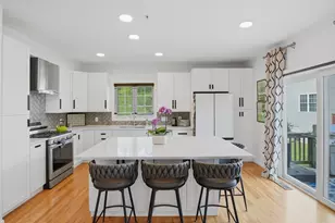 17 Tulip Cir, Grafton, MA 01560 - Photo 3