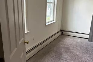 46 N Canal St, Holyoke, MA 01040 - Photo 3