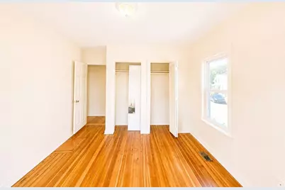 10 Valley Ave, Lynn, MA 01902 - Photo 15
