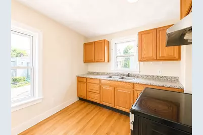 10 Valley Ave, Lynn, MA 01902 - Photo 19