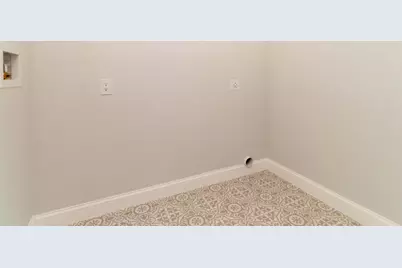 22 Bellevue St #2, Boston, MA 02132 - Photo 25