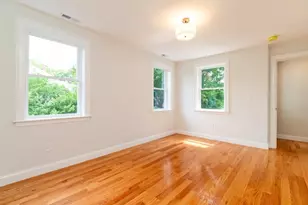 22 Bellevue St, Boston, MA 02132 - Photo 23
