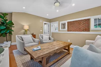 43 Atwood St, Wellesley, MA 02482 - Photo 11