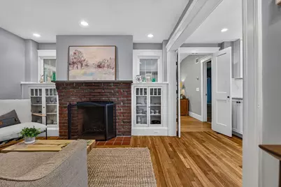 43 Atwood St, Wellesley, MA 02482 - Photo 9