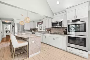 50 Holland St, Winchester, MA 01890 - Photo 13