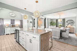 50 Holland St, Winchester, MA 01890 - Photo 11