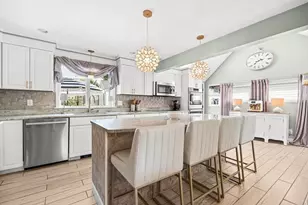 50 Holland St, Winchester, MA 01890 - Photo 9