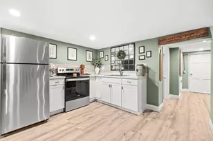 50 Holland St, Winchester, MA 01890 - Photo 33