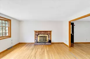 804 Putnam Ave, Barnstable, MA 02635 - Photo 15