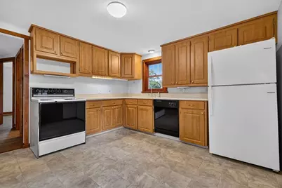 19 Springvale Ln, Lynn, MA 01904 - Photo 5