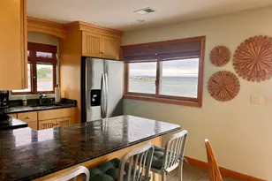 29 Cove St, Mattapoisett, MA 02739 - Photo 7