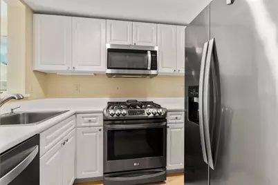 1 Nassau St #1002, Boston, MA 02111 - Photo 3