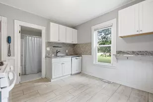 181 Churchills Ln, Milton, MA 02186 - Photo 3