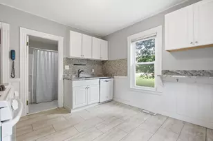 181 Churchills Ln, Milton, MA 02186 - Photo 3